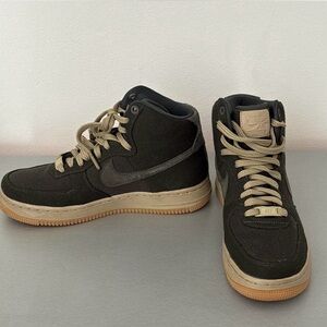 Nike Air Force 1 High Army Green trainers